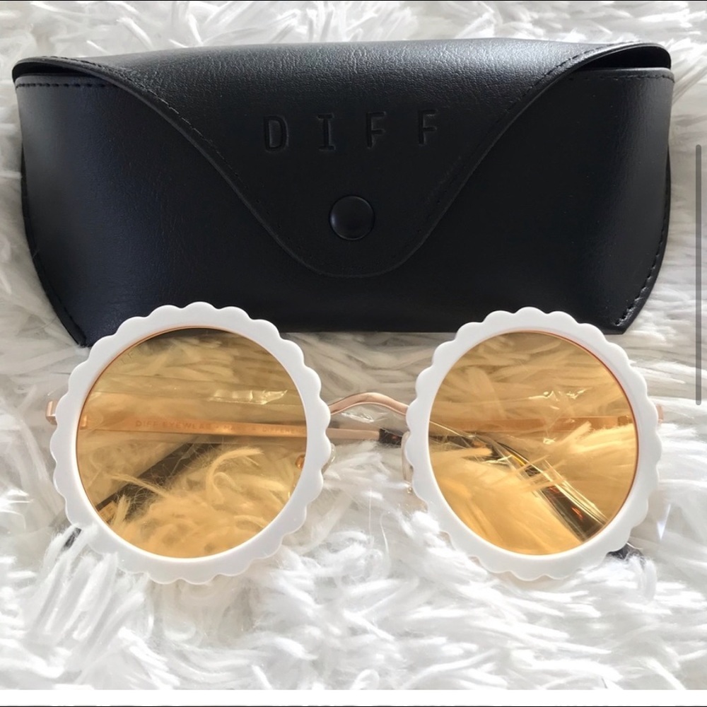 Diff Dixie Daisy Sunglasses White Gold Yellow